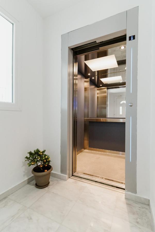 Blue And White Luxury Apartments Nea Kallikrateia Extérieur photo